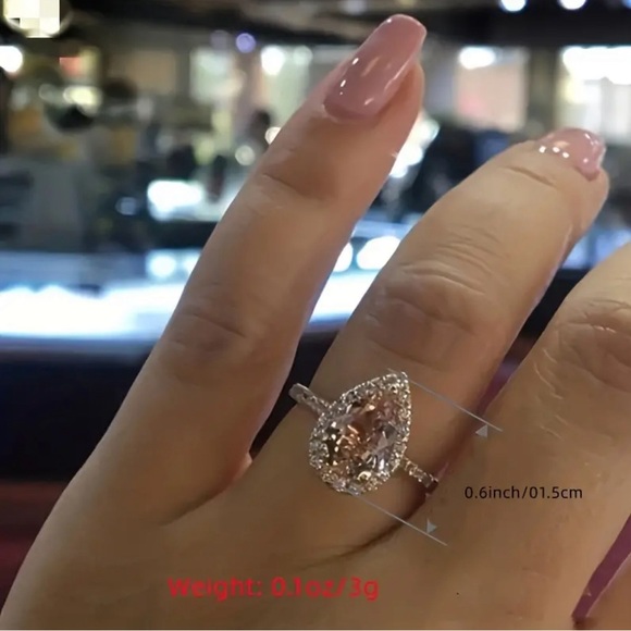 MORGANITE TEARDROP COCKTAIL RING IN ROSE GOLD | Size 7 - Picture 5 of 7